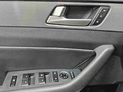 Hyundai Sonata 2018, 174092 км, за 6953.64 USD - фото 15