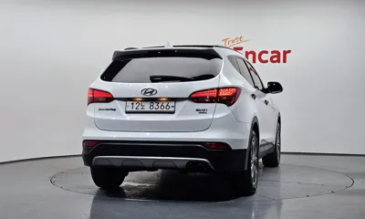 Hyundai Santafe 2015, 238973 км, за 5817.03 USD