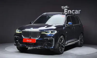 BMW X7 · 2021 год
