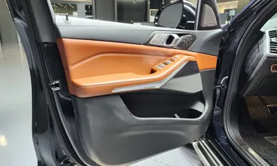 BMW X7 2021, 87009 км, за 44724.68 USD - фото 24