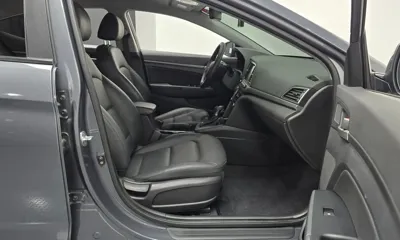 Hyundai Avante 2018, 152472 км, за 5448.34 USD - фото 11