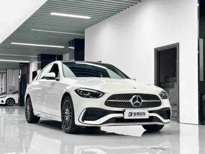 Mercedes-Benz C-Class 2024, 11000 км, за 28736.27 USD