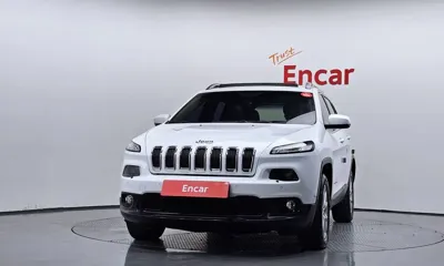 Jeep Cherokee 2015, 155242 км, за 3708.04 USD