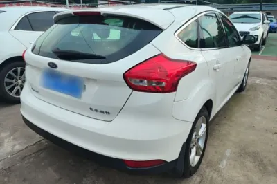 Ford Focus 2015, 101800 км, за 4988 USD - фото 6