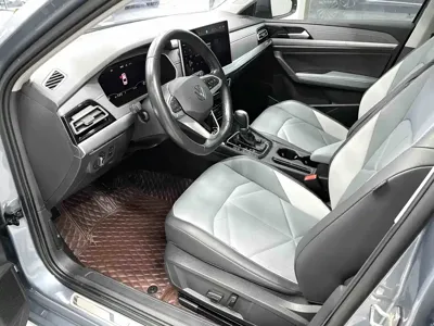 Volkswagen Lavida 2022, 25099 км, за 16009.11 USD - фото 7