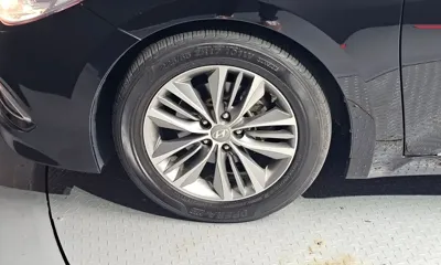 Hyundai Grandeur 2015, 179058 км, за 2734.91 USD
