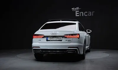 Audi A6 2022, 34116 км, за 24615.99 USD