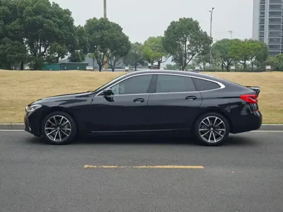 BMW 6 Series GT 2023, 63000 км, за 37789.36 USD
