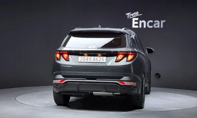 Hyundai Tucson 2023, 42075 км, за 16716.22 USD
