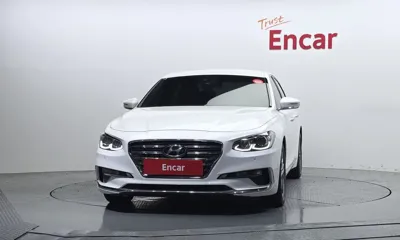 Hyundai Grandeur 2018, 138089 км, за 8336.62 USD