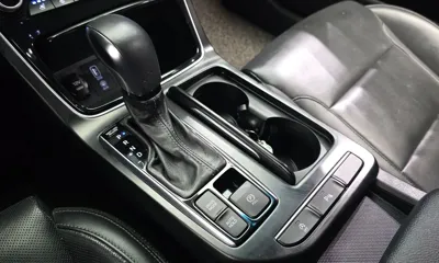Hyundai Grandeur 2018, 138089 км, за 8273.62 USD - фото 9
