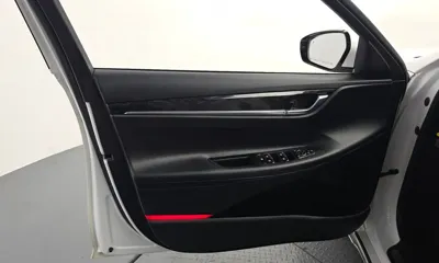 Hyundai Grandeur 2018, 138089 км, за 8273.62 USD - фото 24