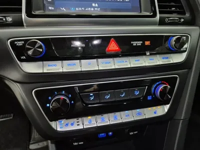 Hyundai Sonata 2019, 50311 км, за 8580.9 USD - фото 16