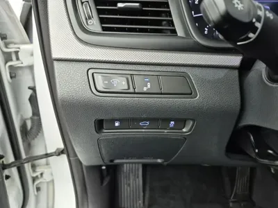 Hyundai Sonata 2019, 50311 км, за 8580.9 USD - фото 17