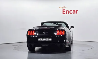Ford Mustang 2017, 76770 км, за 14521.06 USD