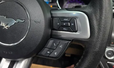 Ford Mustang 2017, 76770 км, за 14521.06 USD - фото 32