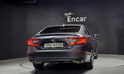 Honda Accord 2018, 85173 км, за 10174.61 USD