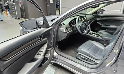 Honda Accord 2018, 85173 км, за 10174.61 USD - фото 10