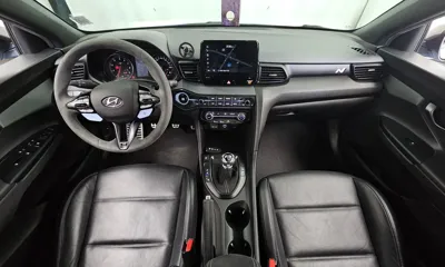 Hyundai Veloster 2021, 86810 км, за 11655.92 USD - фото 7