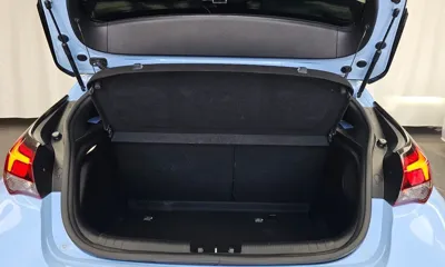 Hyundai Veloster 2021, 86810 км, за 11655.92 USD - фото 20