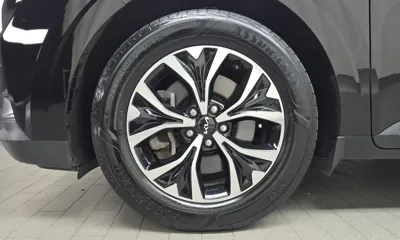 Kia Canival 2023, 60800 км, за 18084.85 USD