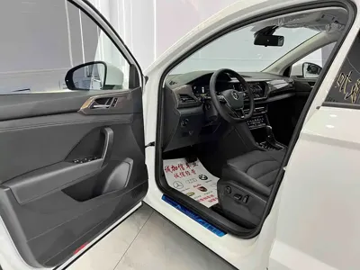 Volkswagen Tharu 2023, 11000 км, за 21894.81 USD - фото 7
