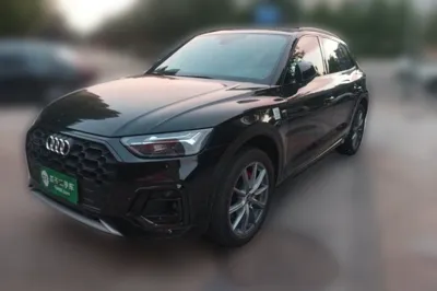 Audi Q5L · 2022 год