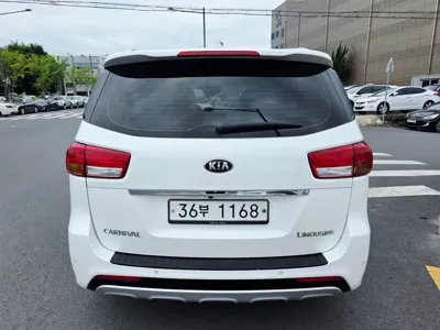 Kia Canival 2017, 165885 км, за 6277.1 USD