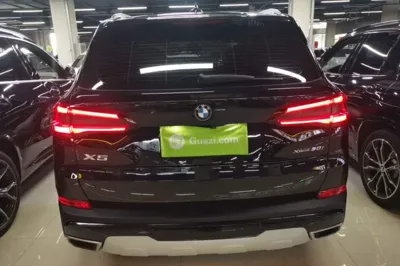 BMW X5 2021, 97300 км, за 44641 USD