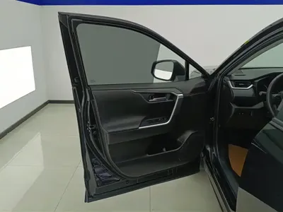 Toyota Wildlander 2022, 35600 км, за 15740.7 USD - фото 7