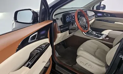 Kia Canival 2023, 42358 км, за 21676.29 USD - фото 10