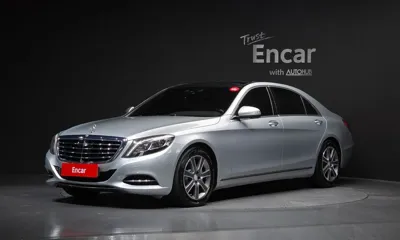Mercedes-Benz S-Class · 2015 год