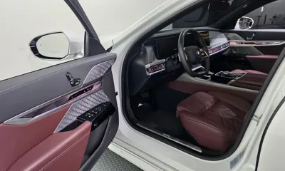 BMW 7-Series 2023, 51144 км, за 78110.79 USD - фото 10