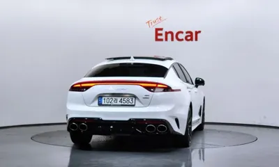Kia Stinger 2023, 52985 км, за 25872.71 USD - фото 4