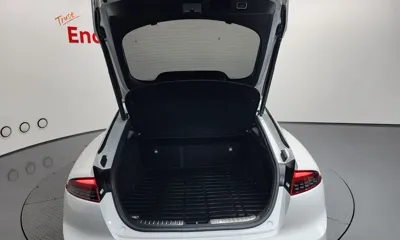 Kia Stinger 2023, 52985 км, за 25872.71 USD - фото 20