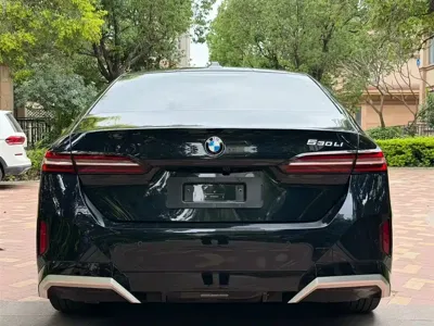 BMW 5 Series 2025, 6600 км, за 46482.96 USD - фото 8