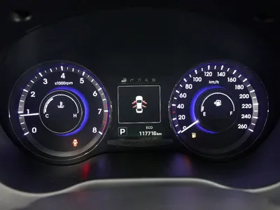 Hyundai Grandeur 2015, 117700 км, за 5097.34 USD - фото 7