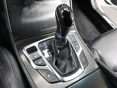 Hyundai Grandeur 2015, 117700 км, за 5097.34 USD - фото 10