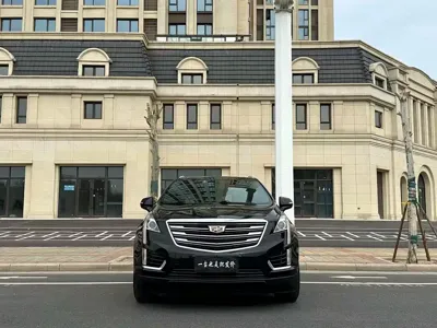 Cadillac XT5 2017, 109000 км, за 10484.07 USD