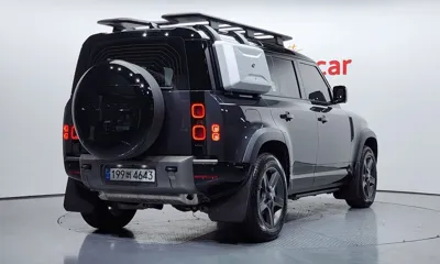 Land Rover Defender 2025, 2779 км, за 64169.42 USD