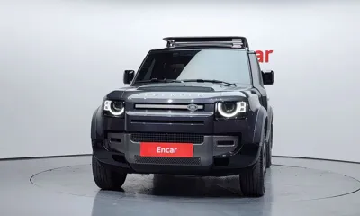 Land Rover Defender 2025, 2779 км, за 64169.42 USD