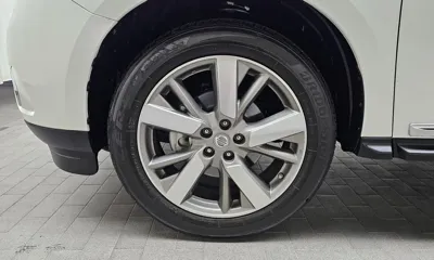 Nissan Pathfinder 2016, 16926 км, за 12355.47 USD