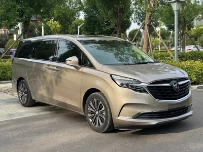 Buick GL8 2022, 70000 км, за 23333.62 USD