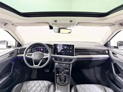 Volkswagen Sagitar 2023, 44000 км, за 17054.86 USD - фото 11