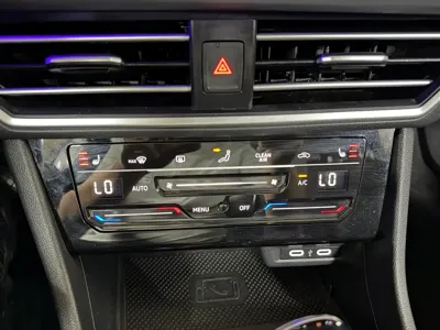 Volkswagen Sagitar 2023, 44000 км, за 17054.86 USD - фото 19