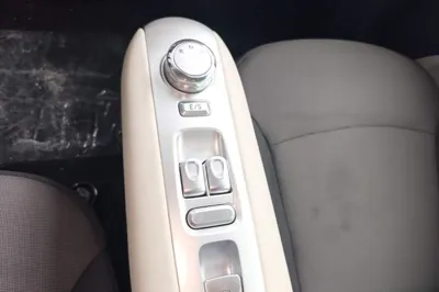 CHANGAN NEVO Lumin 2025, 18600 км, за 7927 USD - фото 16