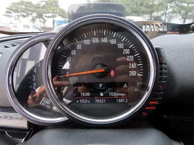 MINI Clubman 2017, 76517 км, за 7877.12 USD - фото 9