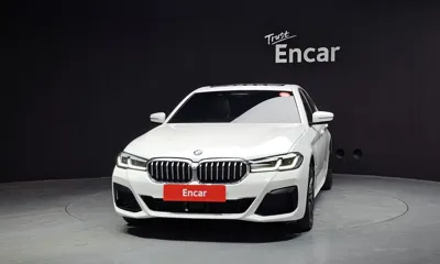 BMW 5-Series 2023, 85853 км, за 28404.36 USD
