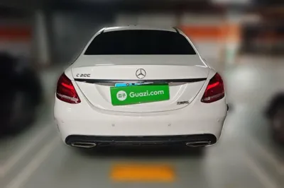 Mercedes-Benz C-Class 2015, 110900 км, за 11153 USD