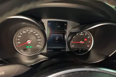 Mercedes-Benz C-Class 2015, 110900 км, за 11153 USD - фото 8